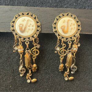 Vintage Banana Bob Music Dangle Clip On Earrings